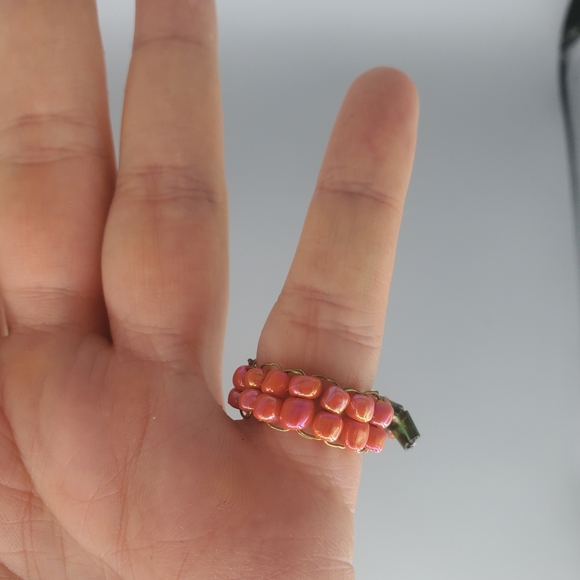 Rose Flower Beaded Ring - Picture 3 of 9